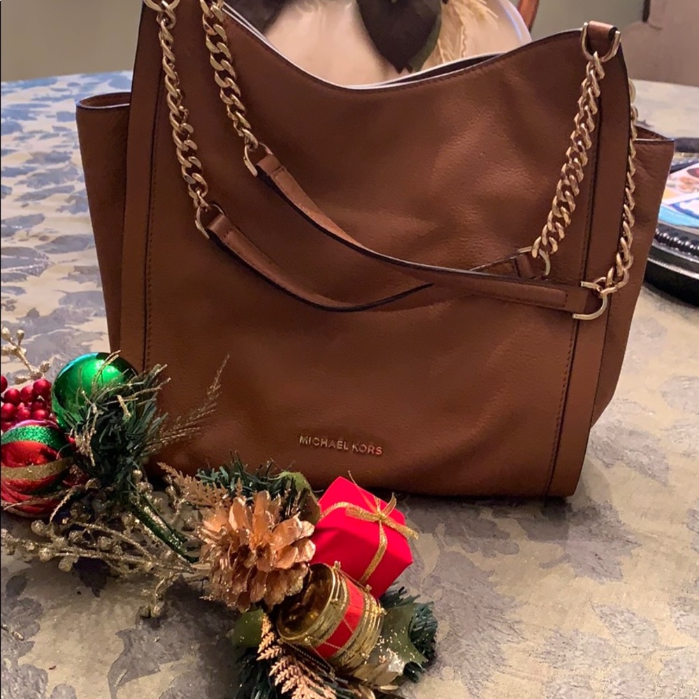 Michael Kors pocketbook